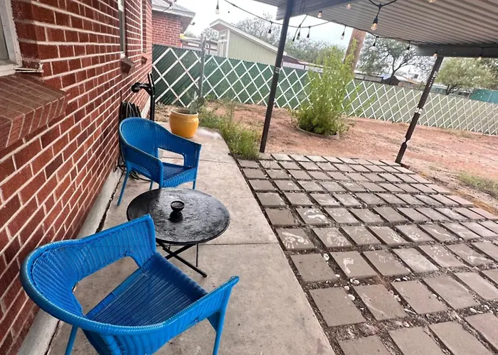 Holiday home Away From Centrally Located Cozy & Pet Friendly Tucson